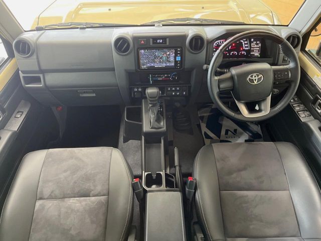 LANDCRUISER 70
