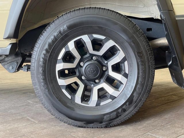 LANDCRUISER 70
