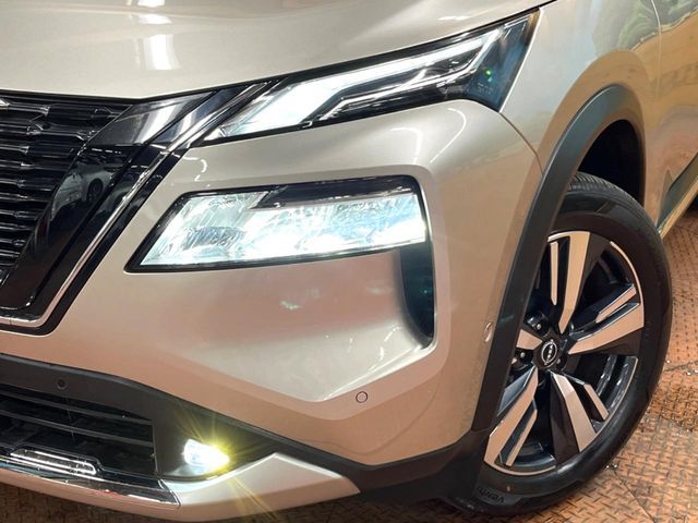X-TRAIL HYBRID 4WD