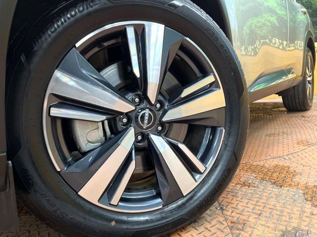 X-TRAIL HYBRID 4WD