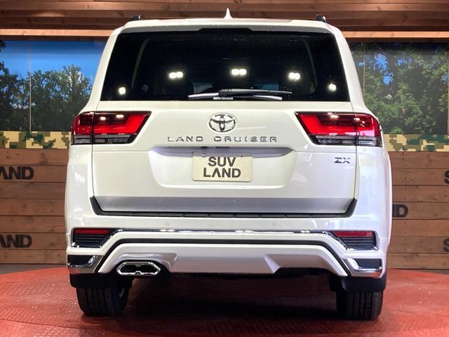 LANDCRUISER wagon