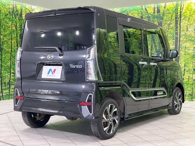 TANTO CUSTOM 4WD