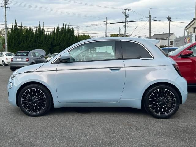 FIAT 500e