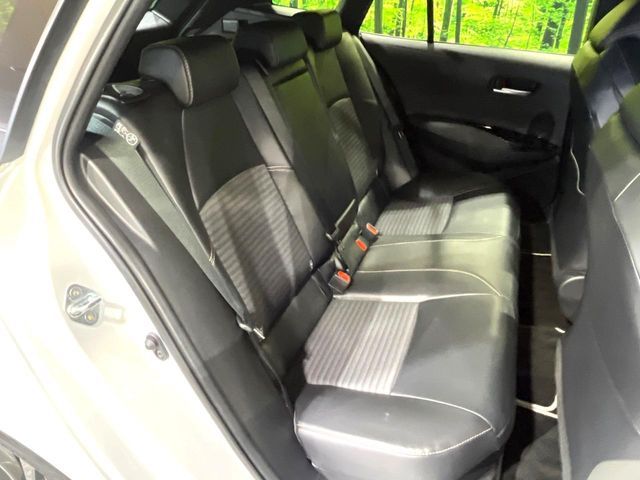COROLLA TOURING HYBRID
