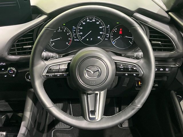 MAZDA3 FASTBACK
