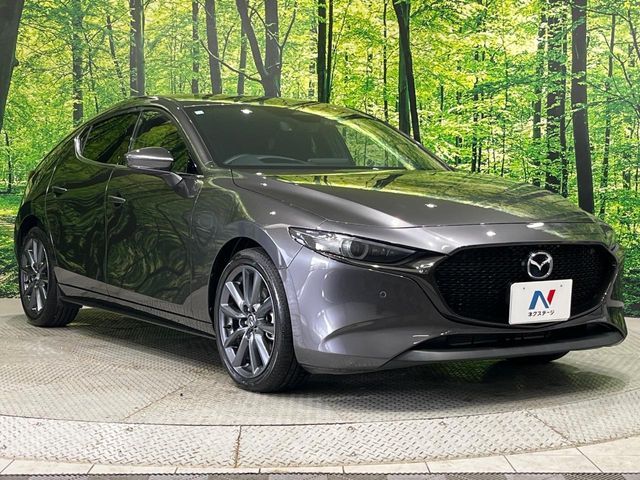 MAZDA3 FASTBACK