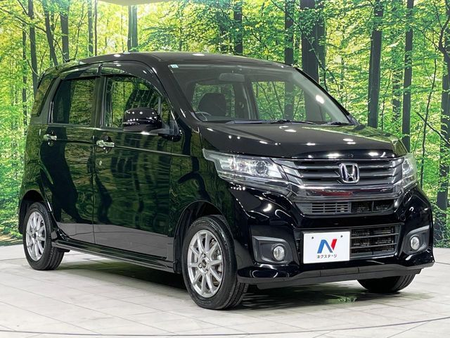 N-WGN CUSTOM 4WD