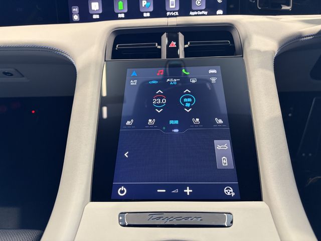 PORSCHE Taycan