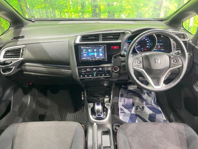 FIT HYBRID