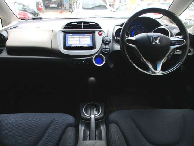 FIT HYBRID