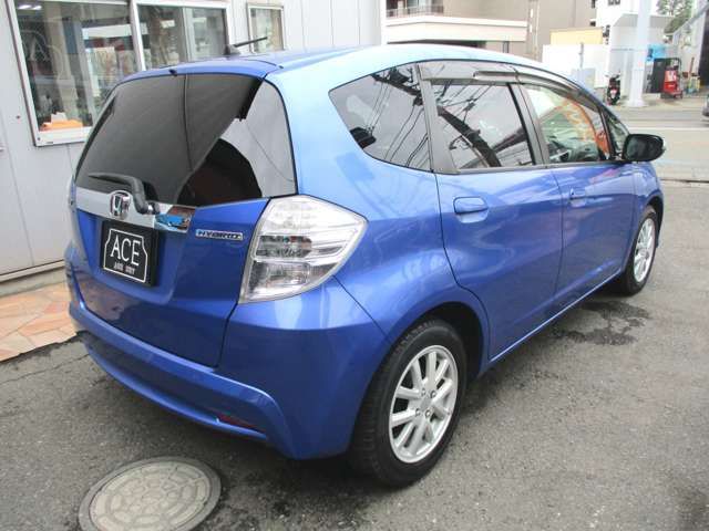FIT HYBRID