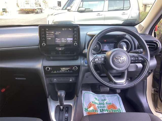 YARIS CROSS HYBRID