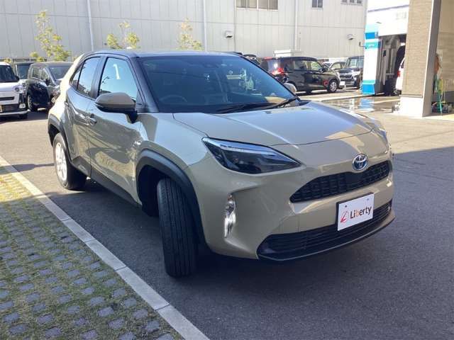 YARIS CROSS HYBRID
