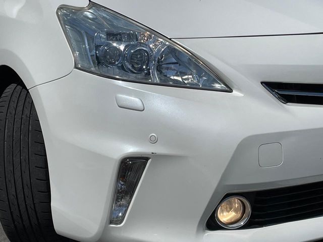 PRIUS Alpha