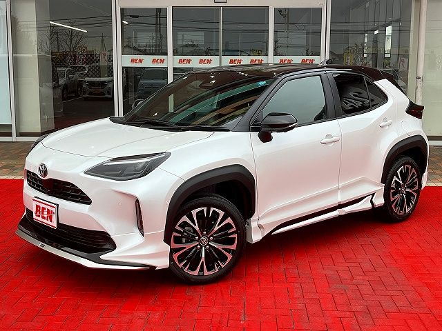 YARIS CROSS HYBRID