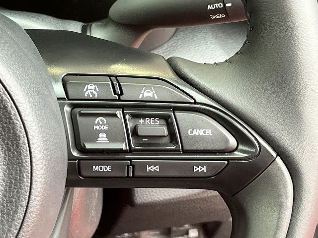 YARIS CROSS HYBRID