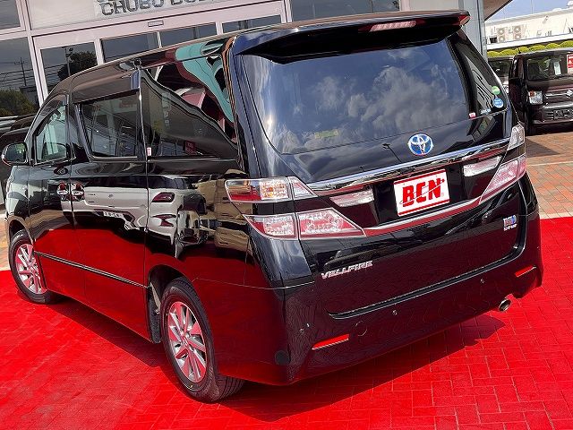 VELLFIRE HYBRID 4WD