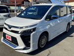 VOXY HYBRID