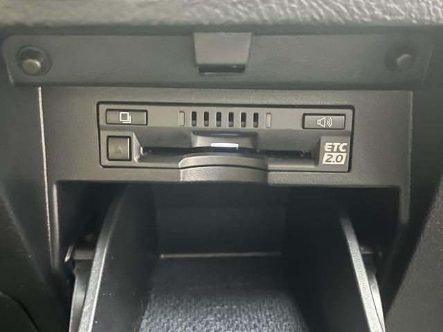 ALPHARD hybrid 4WD