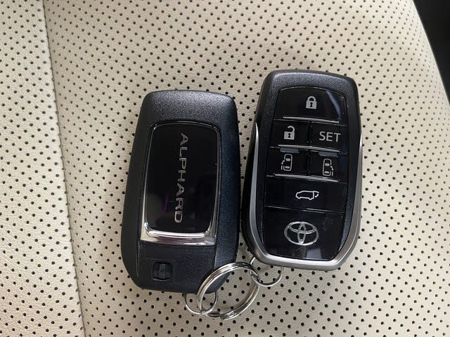 ALPHARD hybrid 4WD