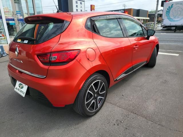 RENAULT LUTECIA