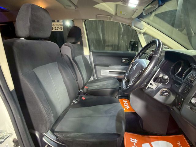 DELICA D:5 2WD