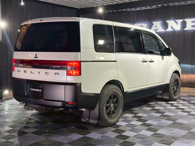 DELICA D:5 2WD