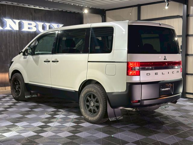 DELICA D:5 2WD