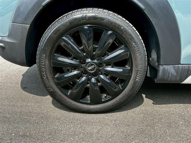 MINI COOPER D CROSSOVER
