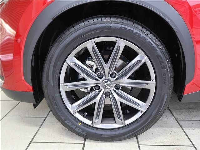 LEXUS LBX