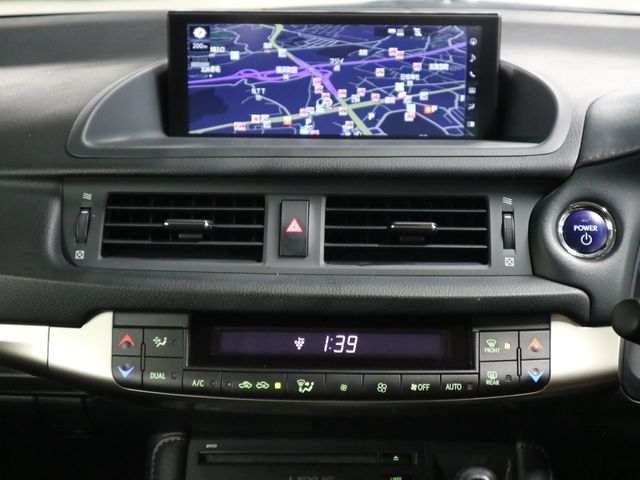 LEXUS CT200h