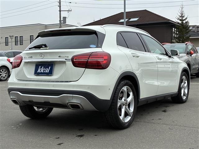 MERCEDES BENZ GLA class