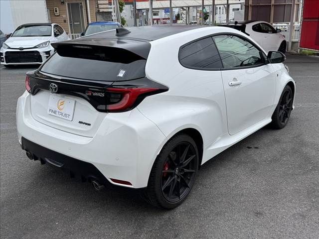 GR YARIS