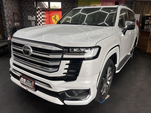 LANDCRUISER wagon