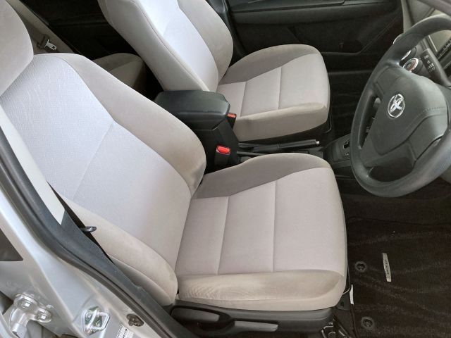 COROLLA AXIO