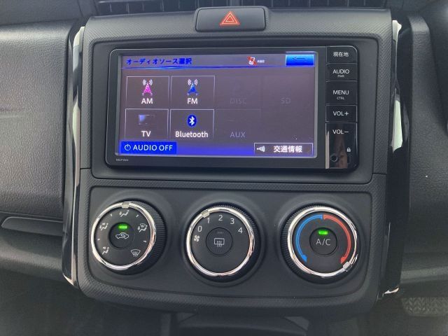 COROLLA AXIO