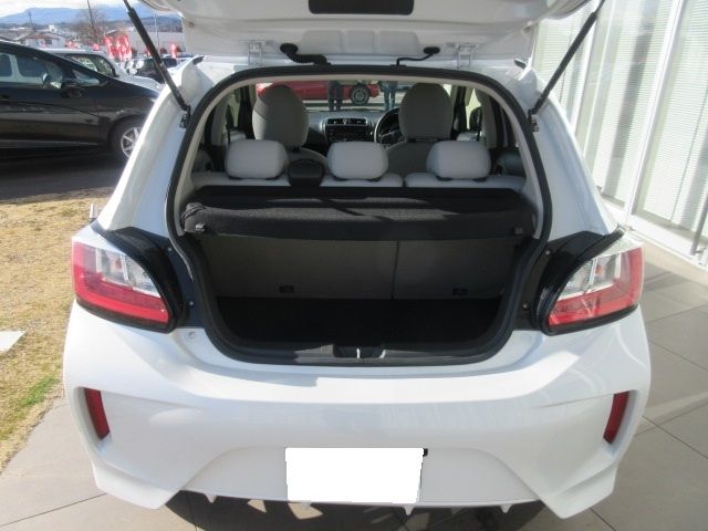 MIRAGE hatchback