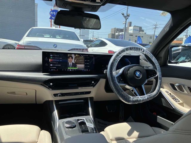 BMW 3 Series sedan