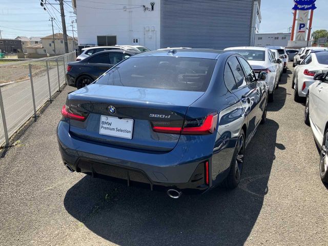 BMW 3 Series sedan