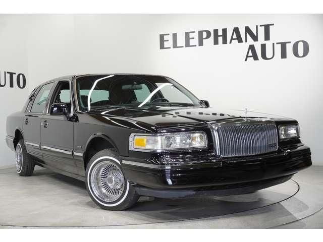 LINCOLN TOWNCAR