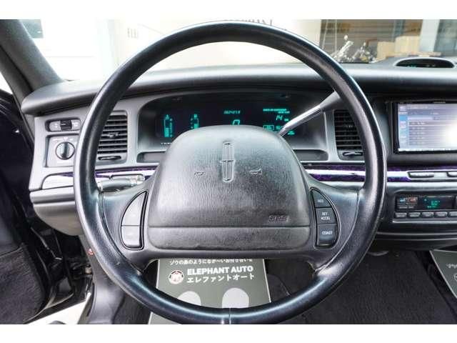 LINCOLN TOWNCAR
