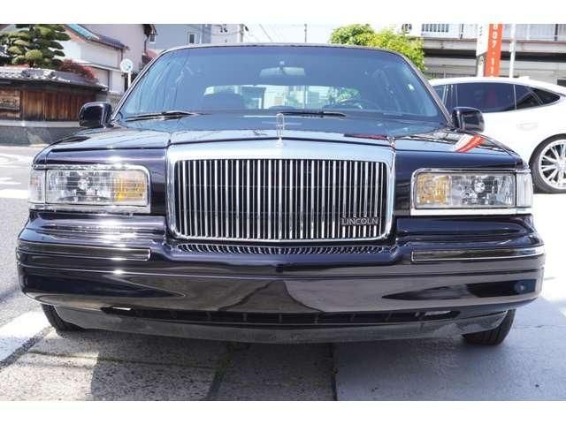 LINCOLN TOWNCAR