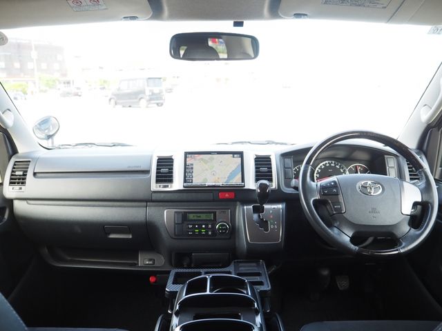 HIACE van 2WD
