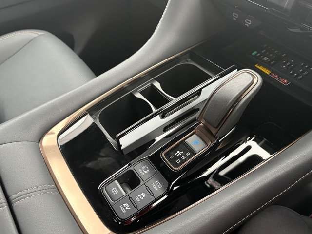 ALPHARD hybrid