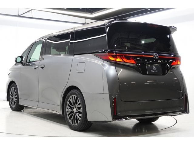 VELLFIRE  HYBRID