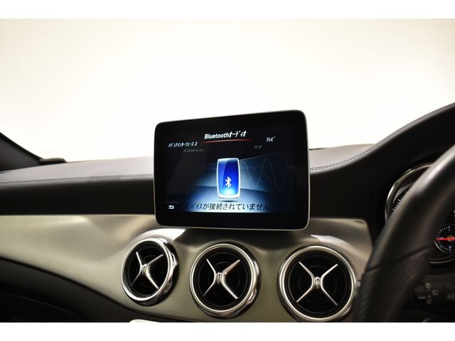MERCEDES BENZ GLA class