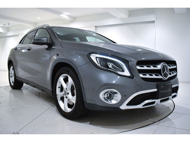 MERCEDES BENZ GLA class
