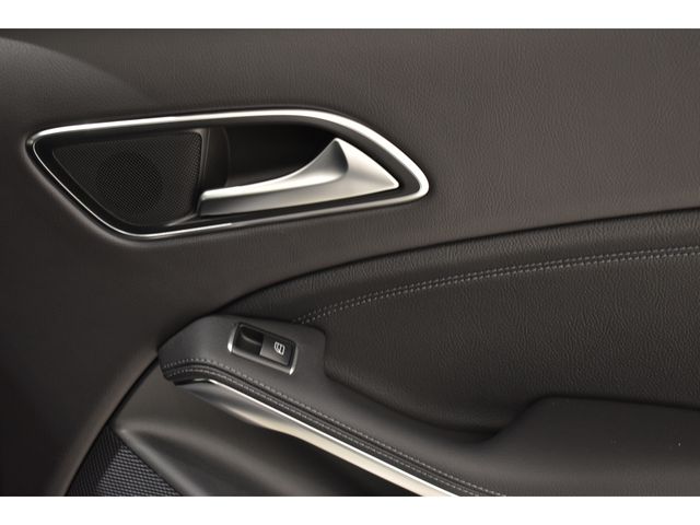 MERCEDES BENZ GLA class