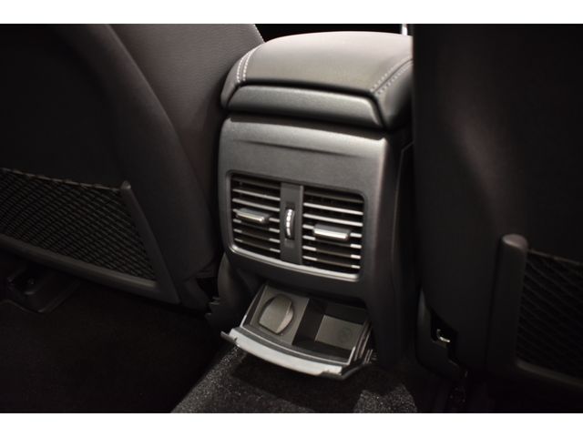 MERCEDES BENZ GLA class