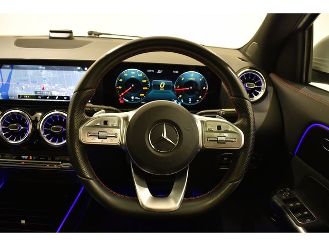 MERCEDES BENZ GLA class